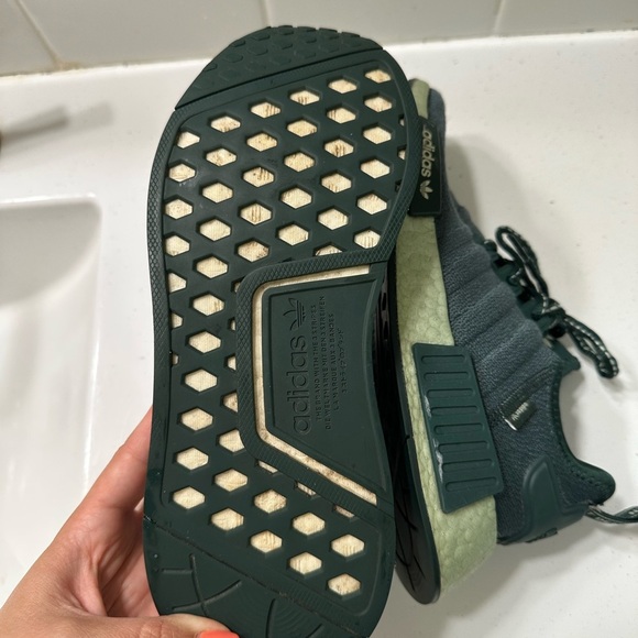 Adidas Originals NMD R1 Women’s 7 Linen Green Running Shoes Athletic Sneakers - Picture 12 of 12